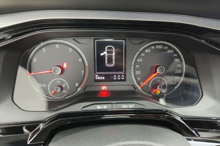 Volkswagen Polo 2021 car image #16