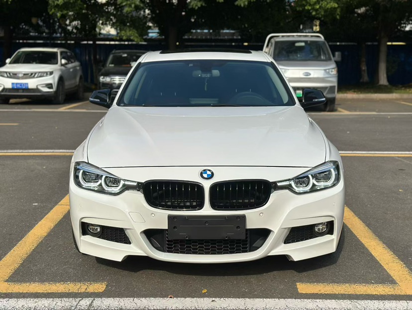 BMW 3 Series 2019 #2 BMW 3 Series 2019 car image #2