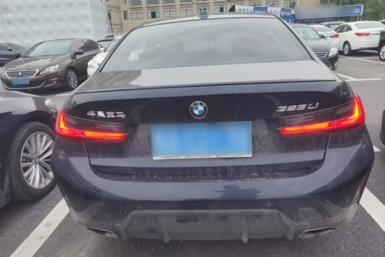 BMW 3 Series 2023 car image #6