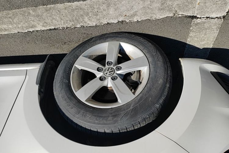 Volkswagen Santana 2017 car image #9