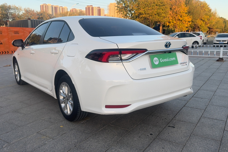 Toyota Corolla 2023 immagine di auto #8