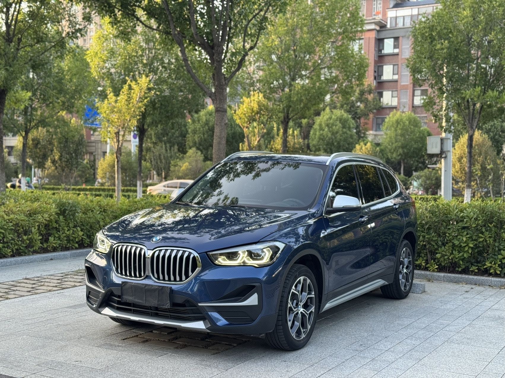 BMW X1 2023 BMW X1 2023 car image