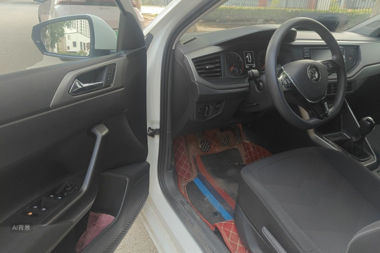 Volkswagen Polo 2019 car image #18
