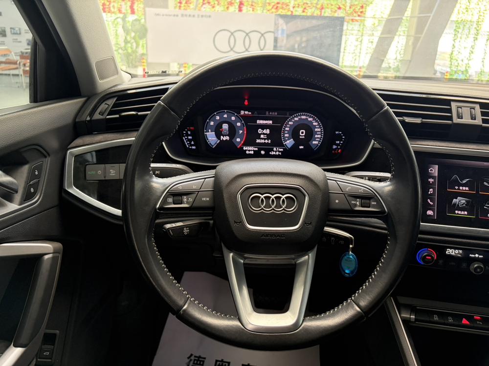 Audi Q3 2019 #16 Audi Q3 2019 car image #16