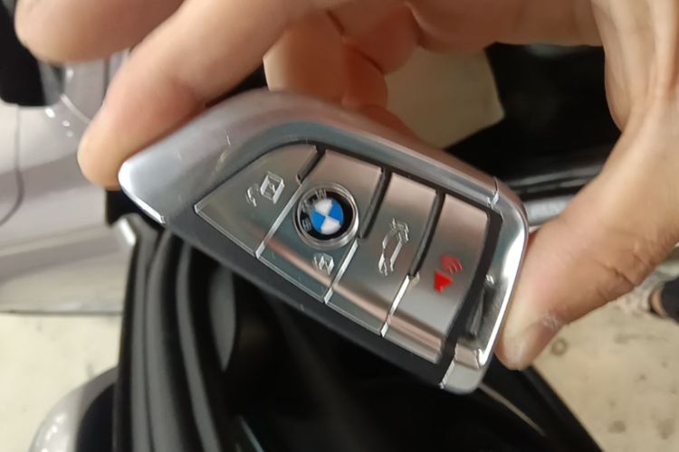 BMW 3 Series 2017 #9 BMW 3 Series 2017 car image #9