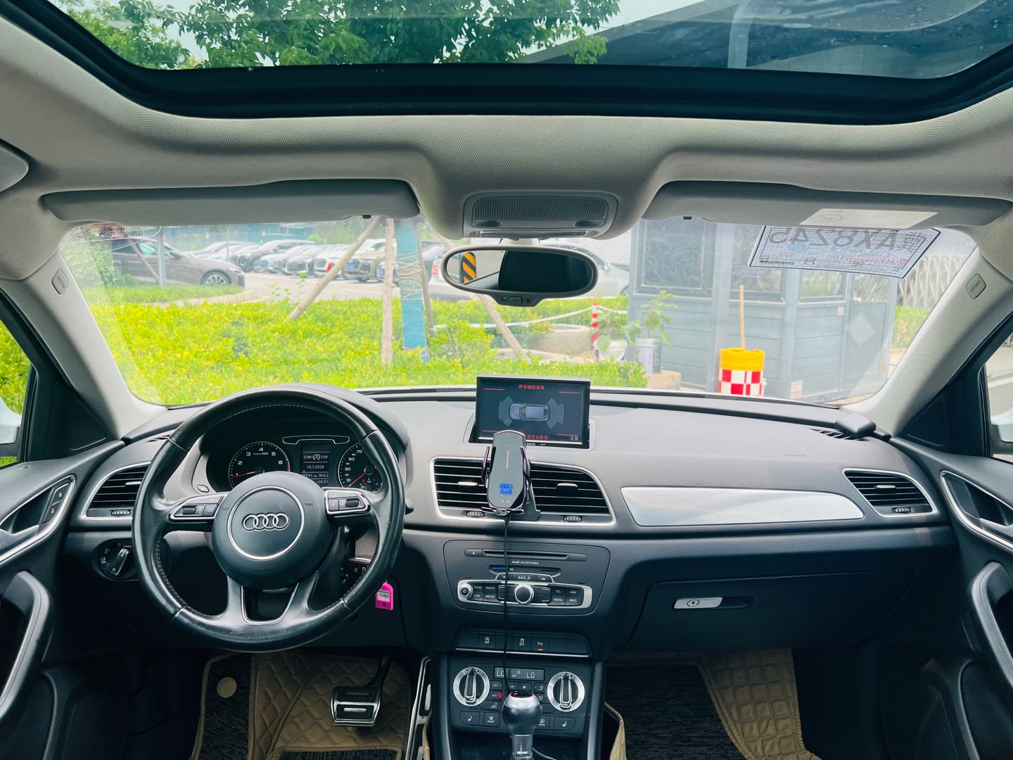 Audi Q3 2015 #7 Audi Q3 2015 car image #7