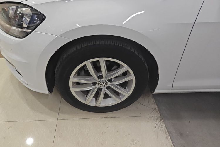 Volkswagen Golf 2019 #9 Volkswagen Golf 2019 car image #9