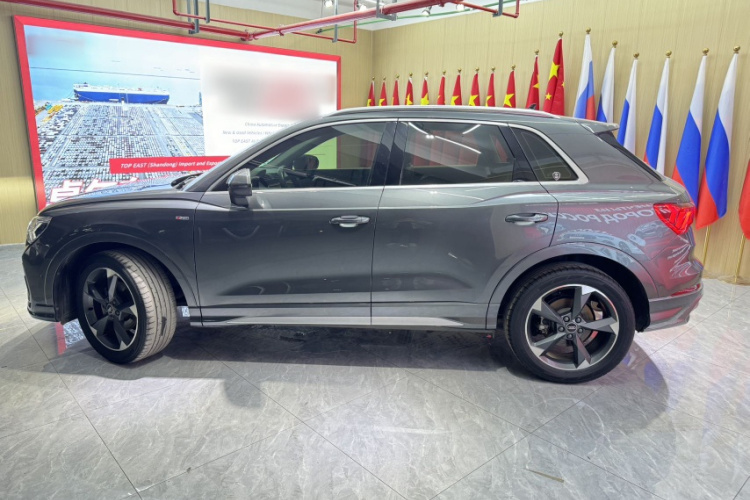 Audi Q3 2022 image de voiture #5