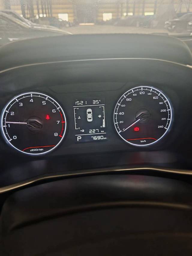 GEELY Coolray 2025 #5 GEELY Coolray 2025 car image #5