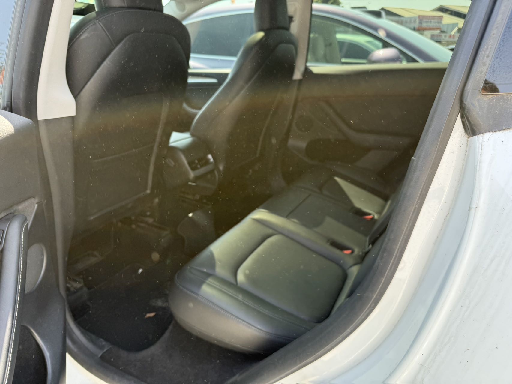 Tesla Model Y 2021 #5 Tesla Model Y 2021 car image #5