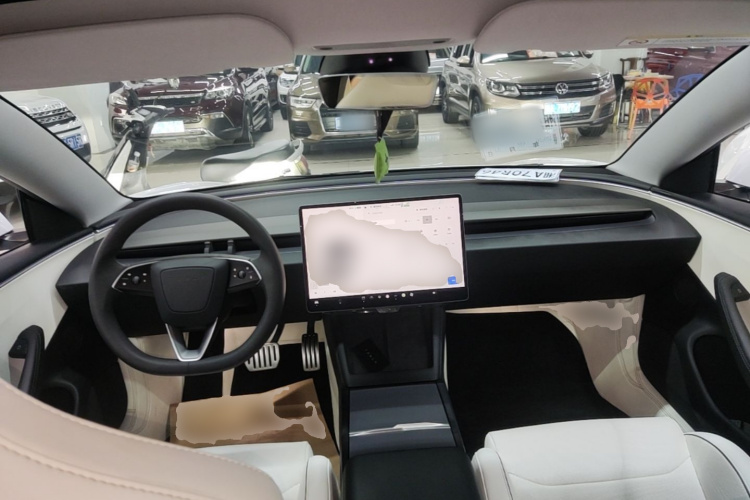 Tesla Model 3 2024 #11 Tesla Model 3 2024 car image #11