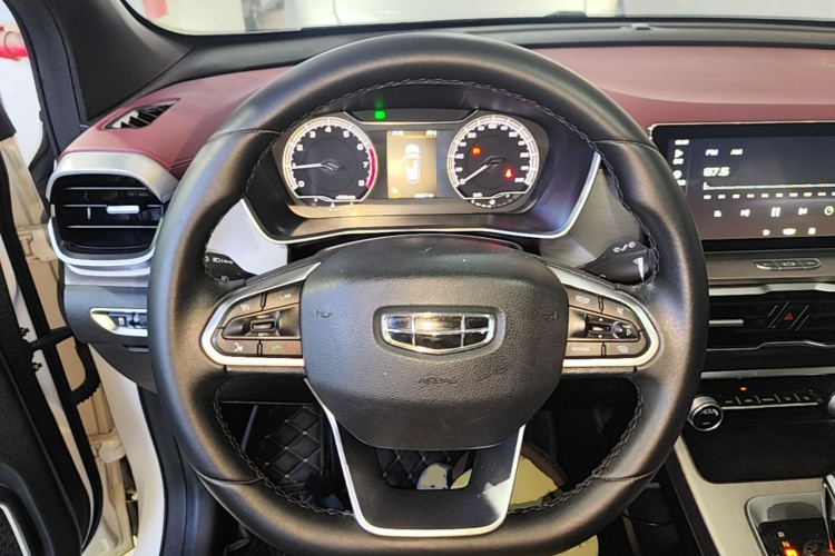 GEELY Coolray 2020 car image #13