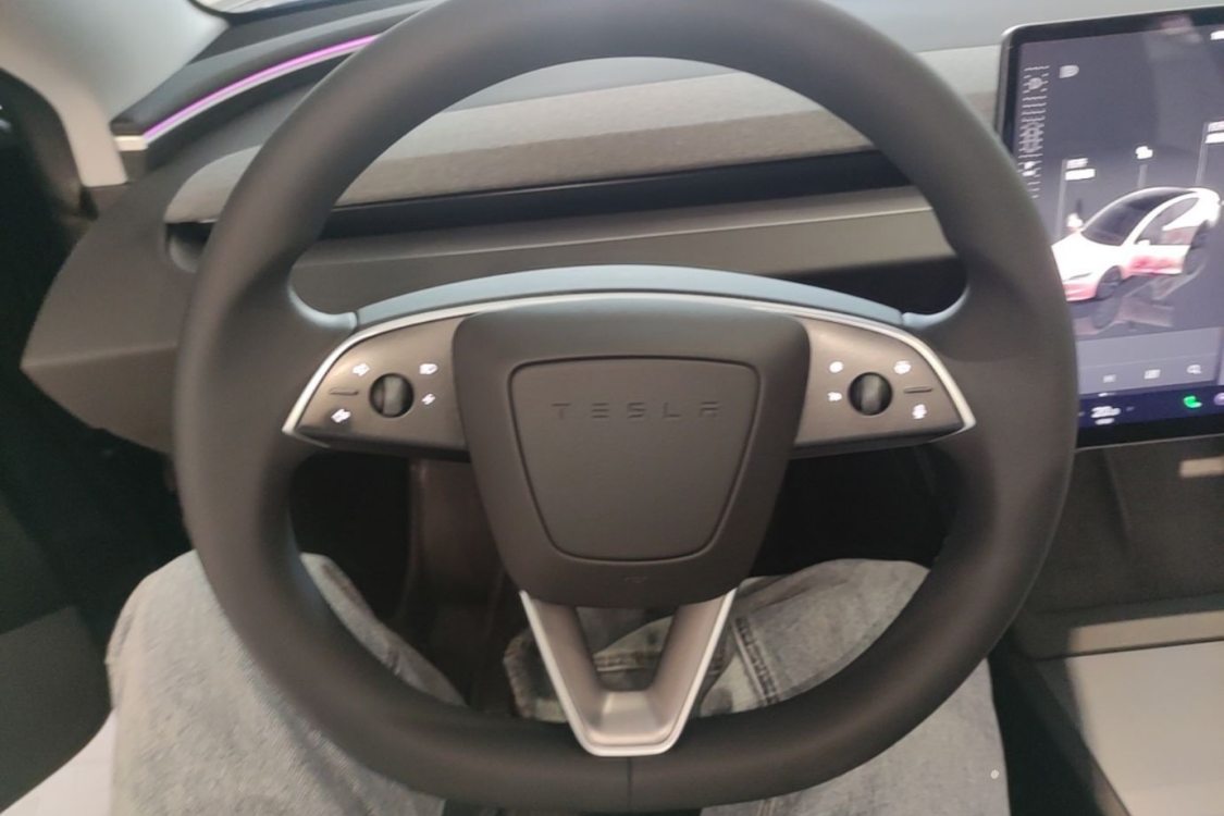 Tesla Model 3 2025 #11 Tesla Model 3 2025 car image #11