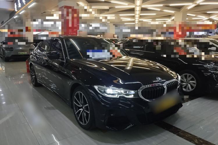 BMW 3 Series 2020 immagine di auto #4