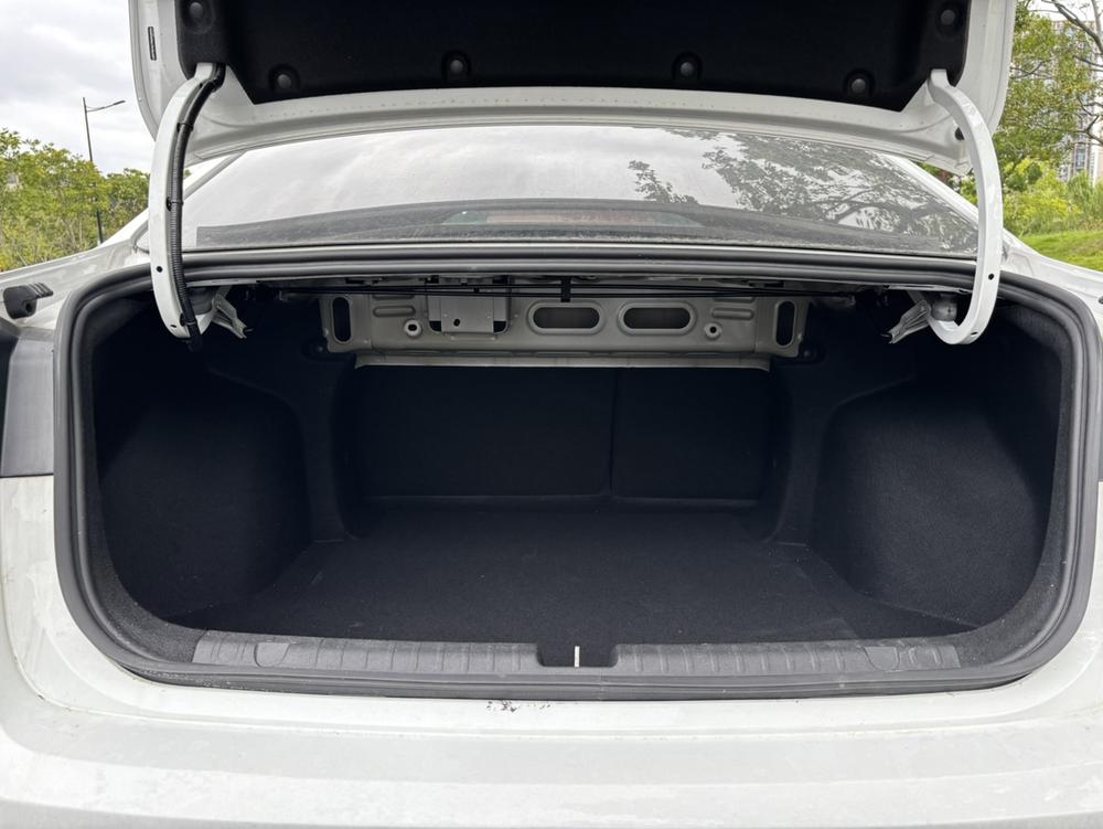GEELY Emgrand 2024 #15 GEELY Emgrand 2024 car image #15
