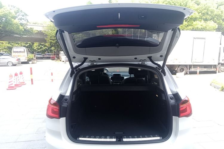 BMW X1 2018 #21 BMW X1 2018 car image #21
