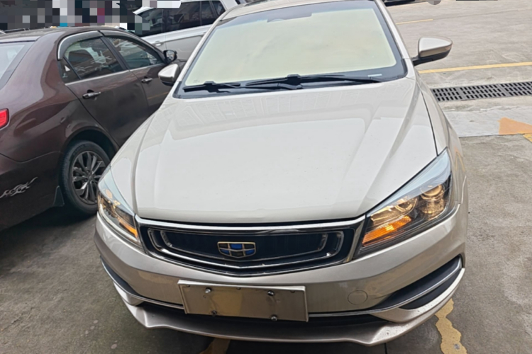GEELY Emgrand 2018 #3 GEELY Emgrand 2018 صورة سيارة #3