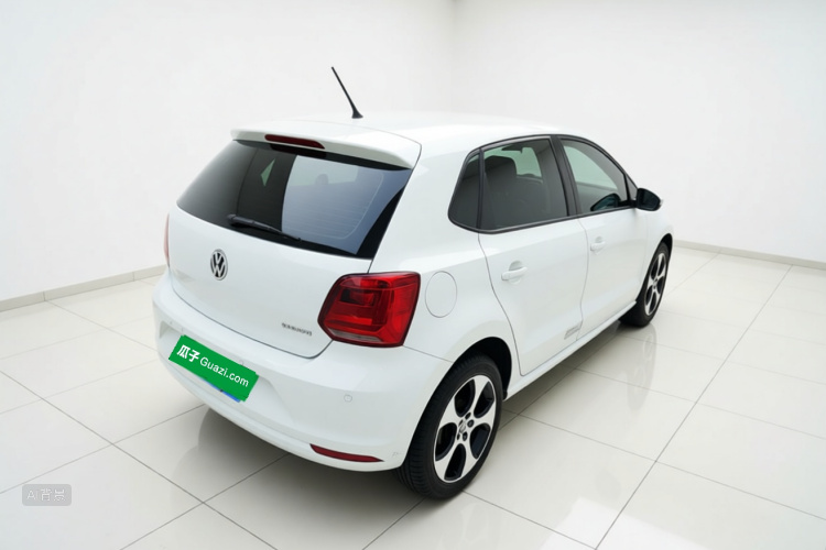 Volkswagen Polo 2018 car image #7