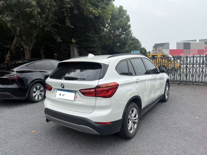 BMW X1 2017 #4 BMW X1 2017 car image #4