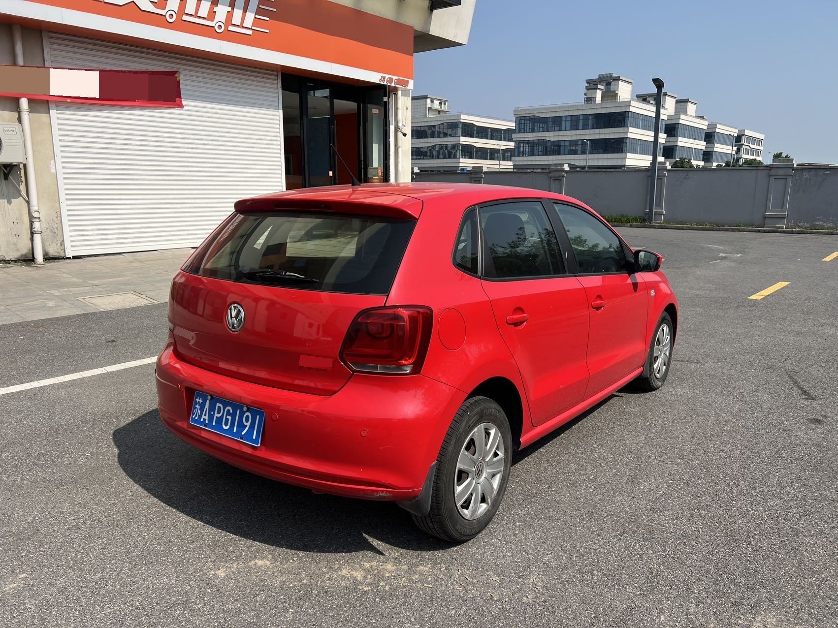 Volkswagen Polo 2012 car image #12