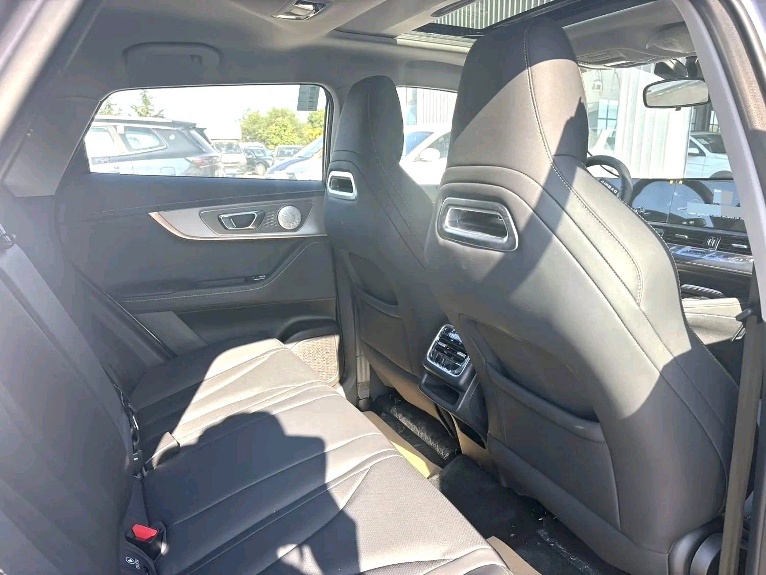 Chery Tiggo 5x 2025 #8 Chery Tiggo 5x 2025 صورة سيارة #8