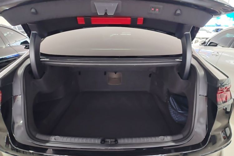 BYD Han 2024 car image #19