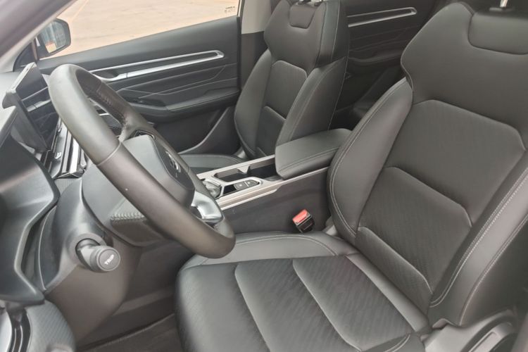 GEELY Emgrand 2023 #19 GEELY Emgrand 2023 car image #19