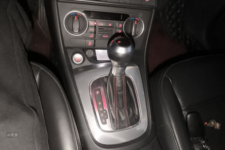 Audi Q3 2016 #16 Audi Q3 2016 car image #16
