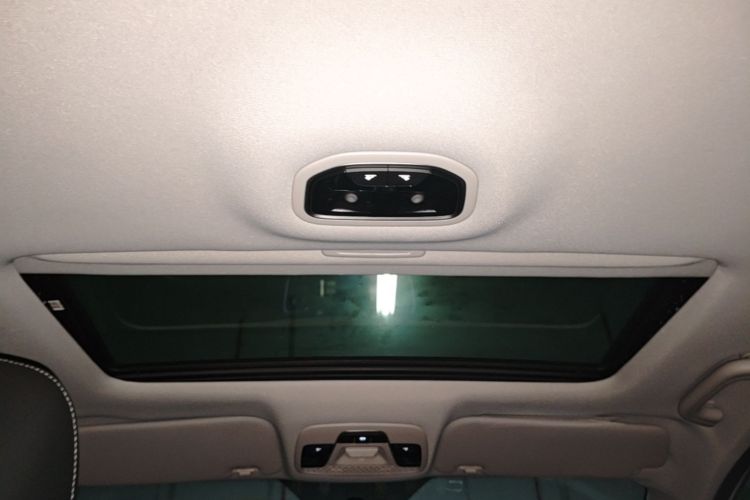GEELY Emgrand 2020 #18 GEELY Emgrand 2020 car image #18