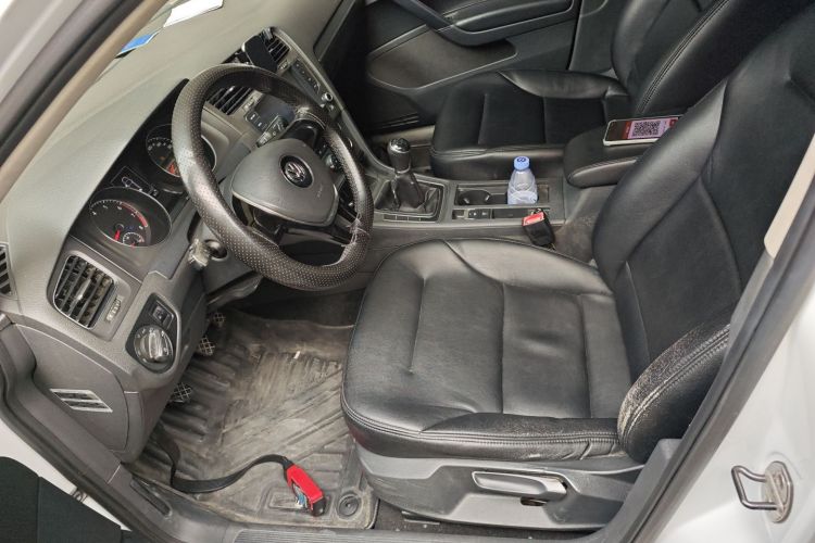 Volkswagen Golf 2015 صورة سيارة #15