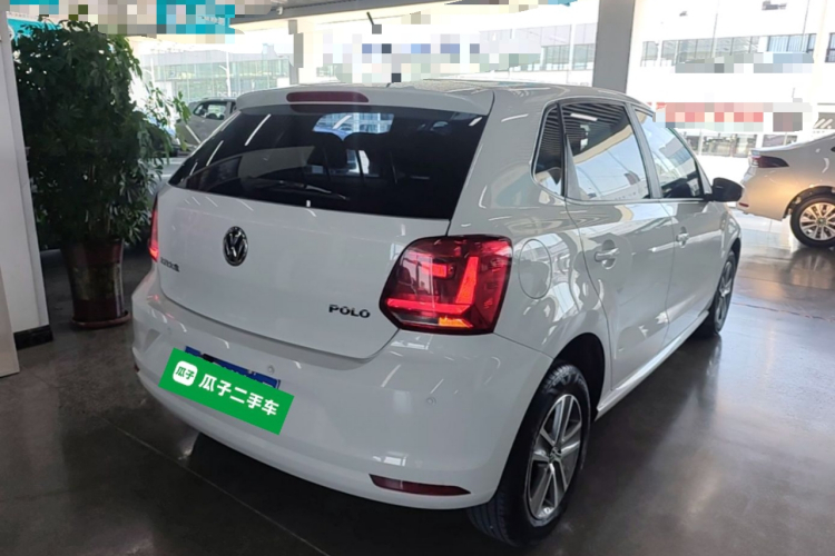 Volkswagen Polo 2018 car image #7