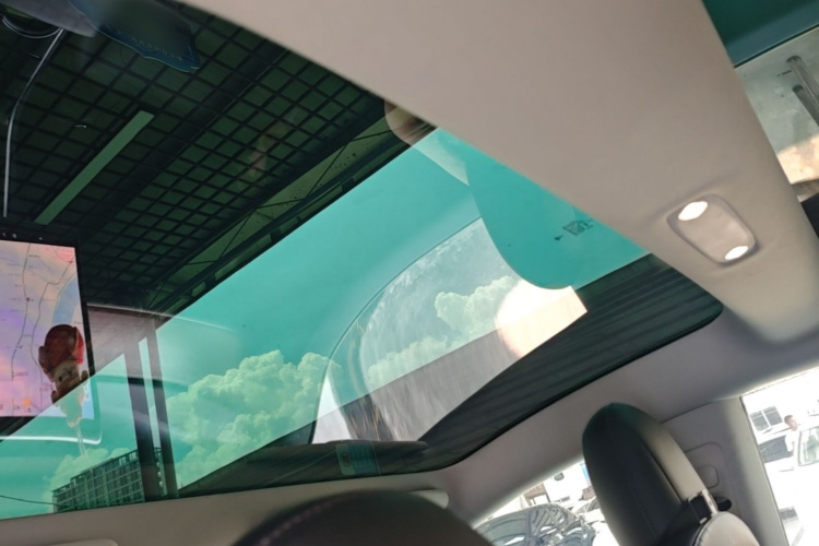 Tesla Model 3 2020 car image #20