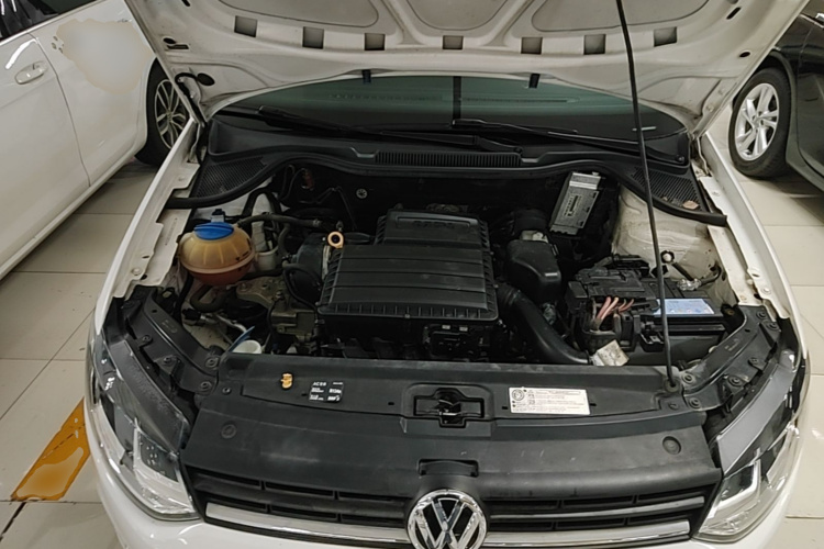 Volkswagen Polo 2017 car image #20