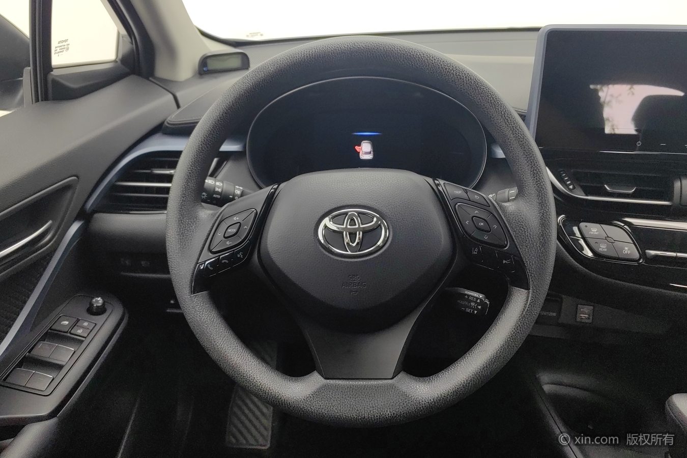 Toyota Izoa 2024 car image #11