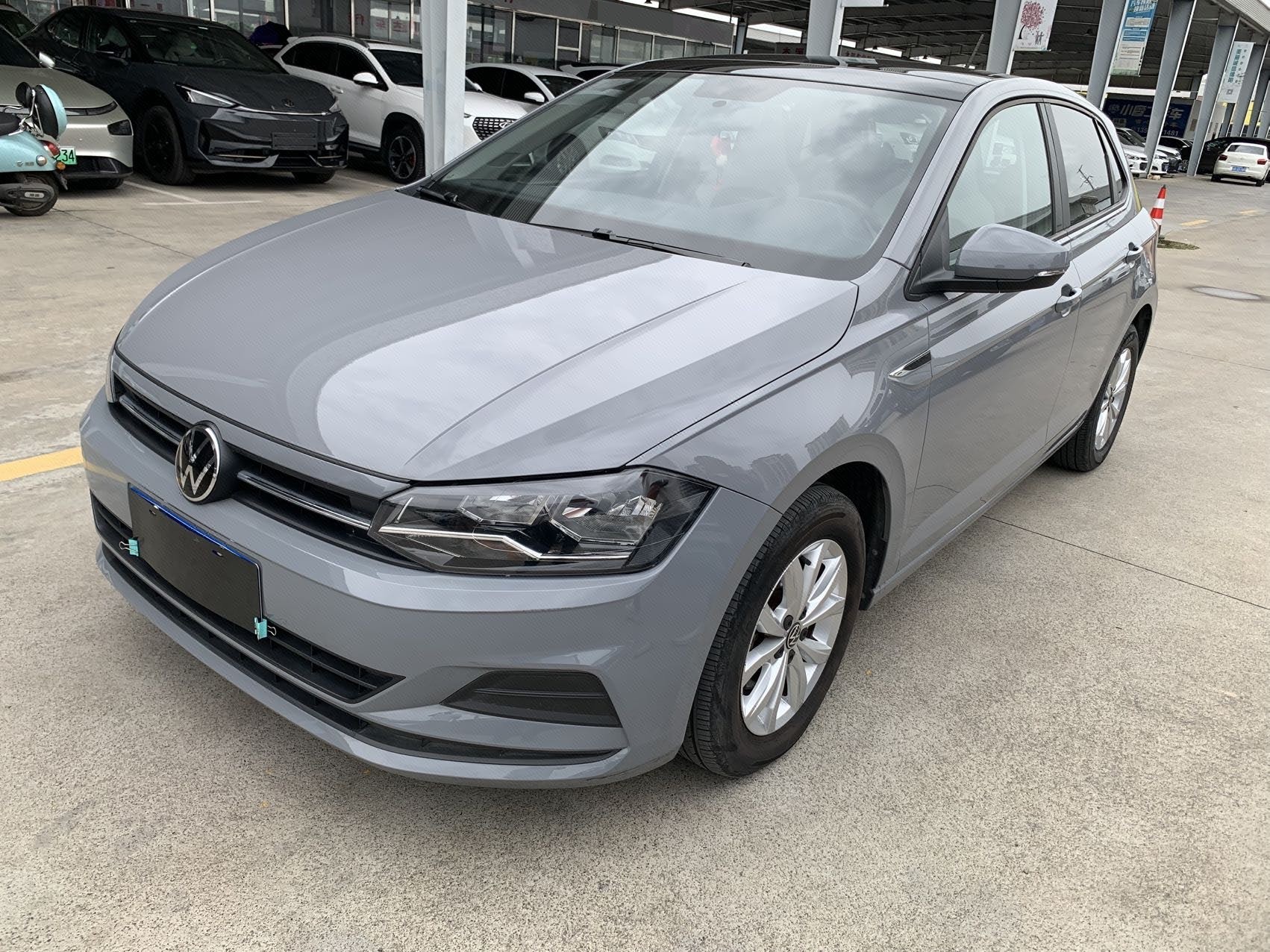 Volkswagen Polo 2023 car image 