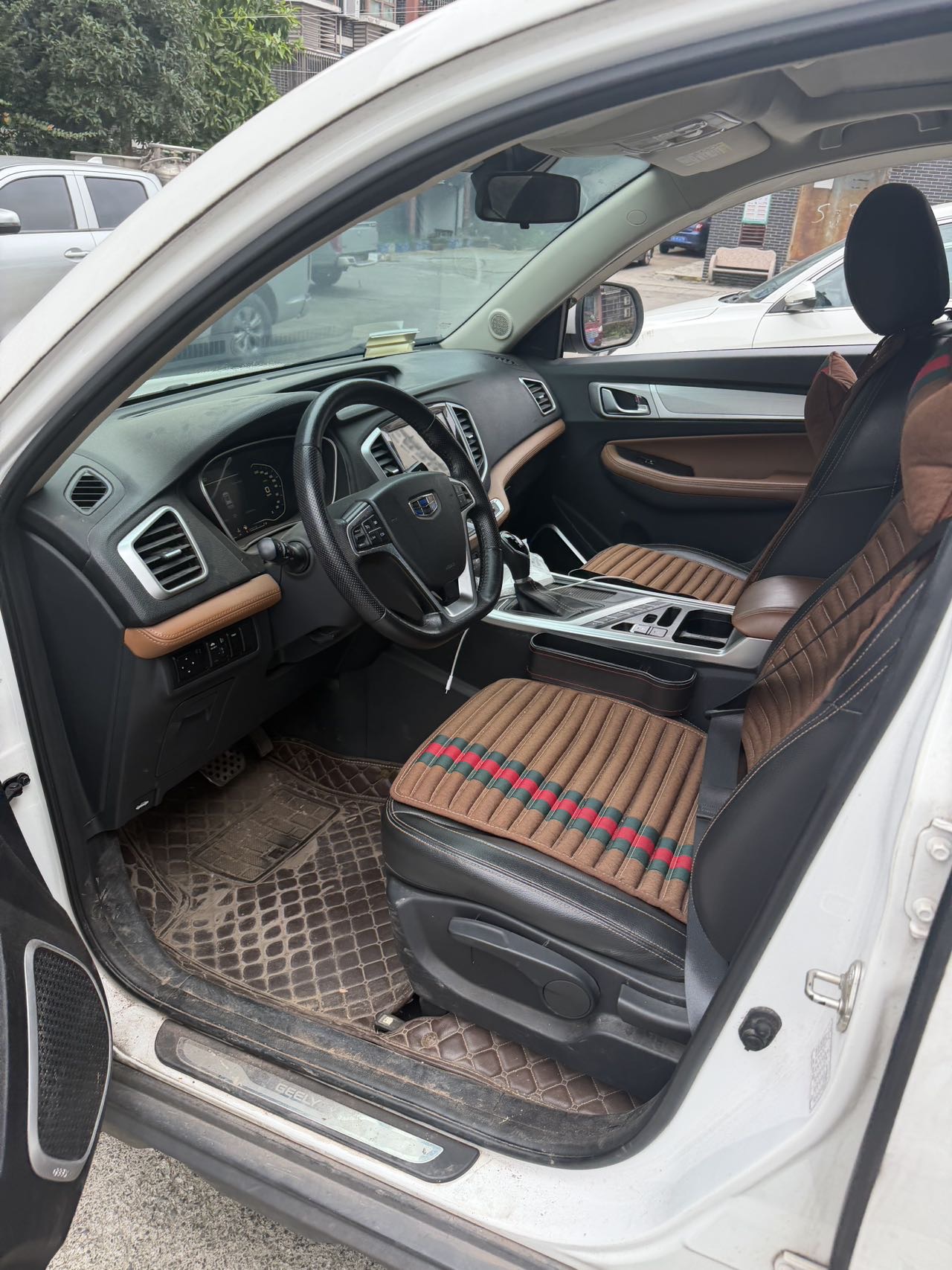 GEELY Vision X6 2018 #4 GEELY Vision X6 2018 car image #4