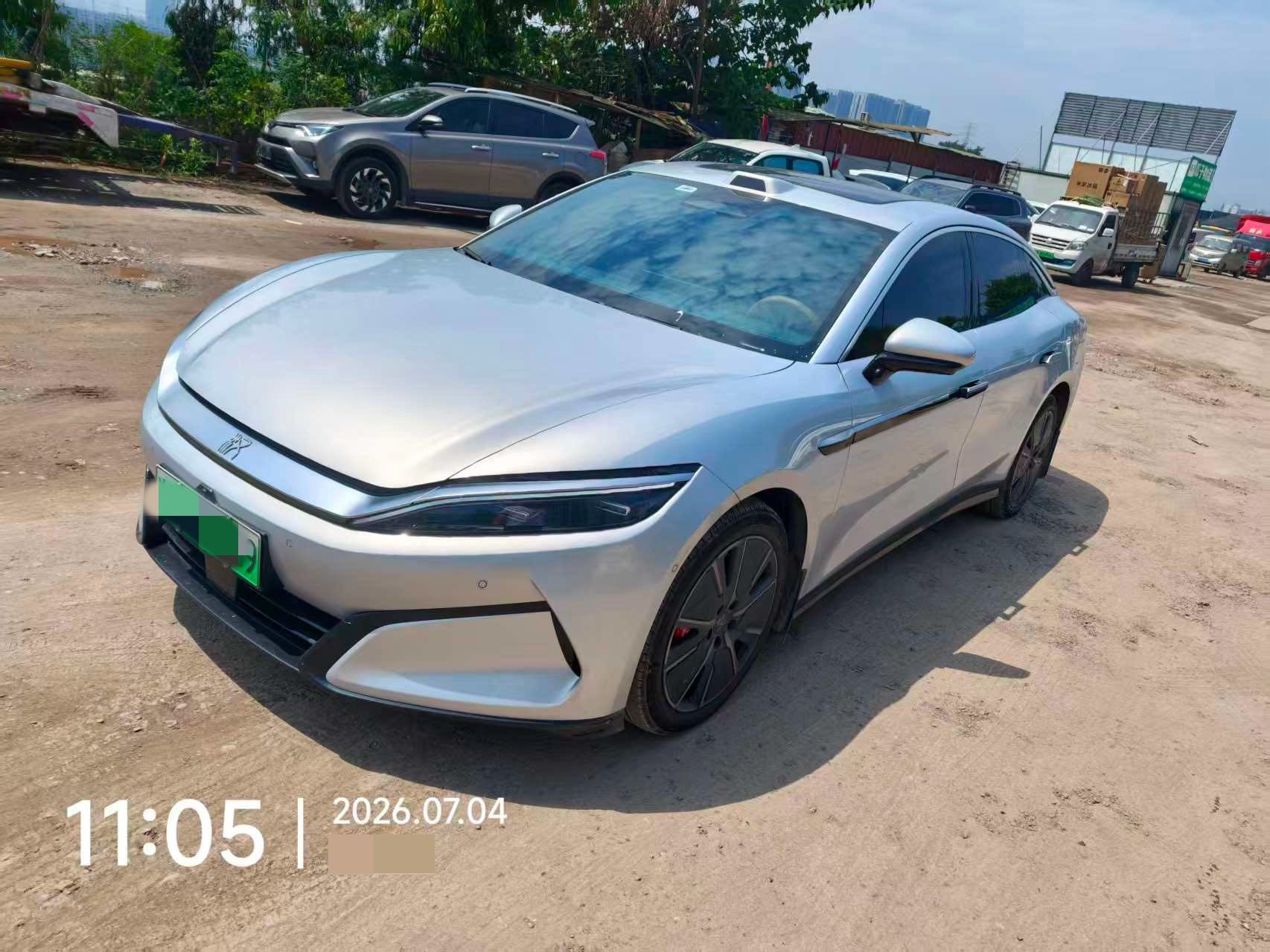 BYD HanL 2025 car image 