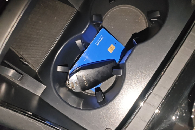 BYD Han 2022 car image #9
