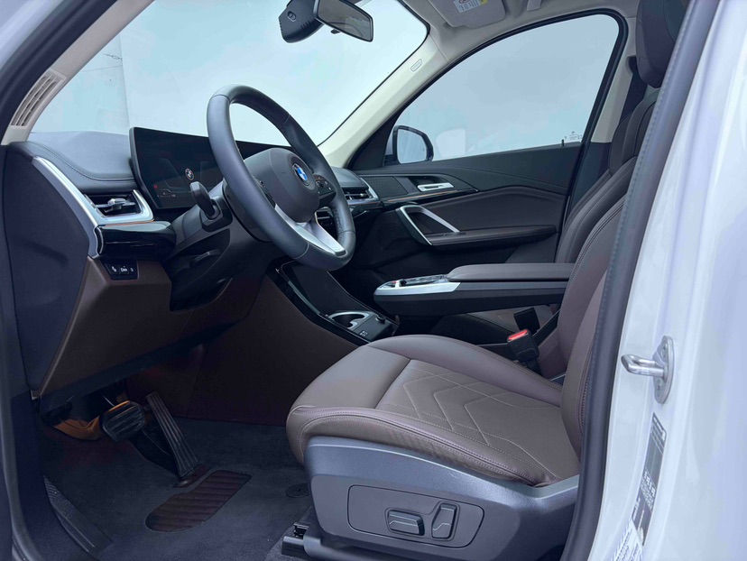 BMW X1 2023 image de voiture #7