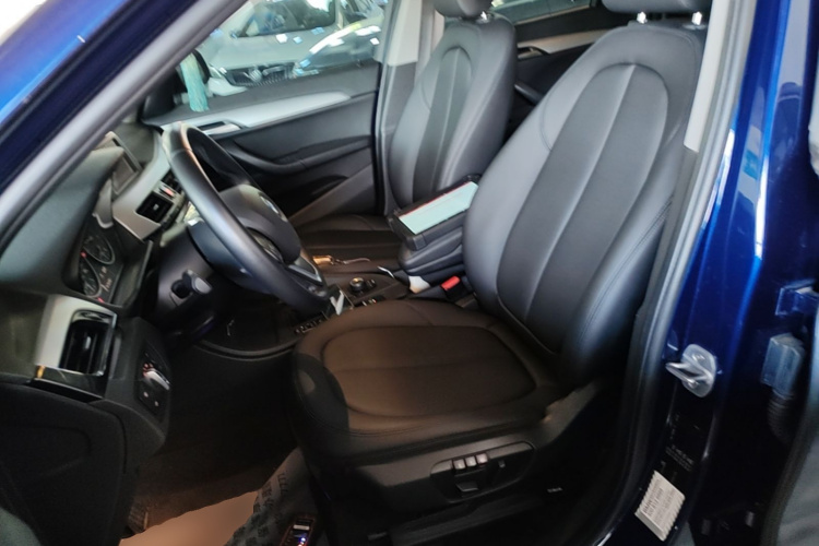BMW X1 2017 #15 BMW X1 2017 car image #15