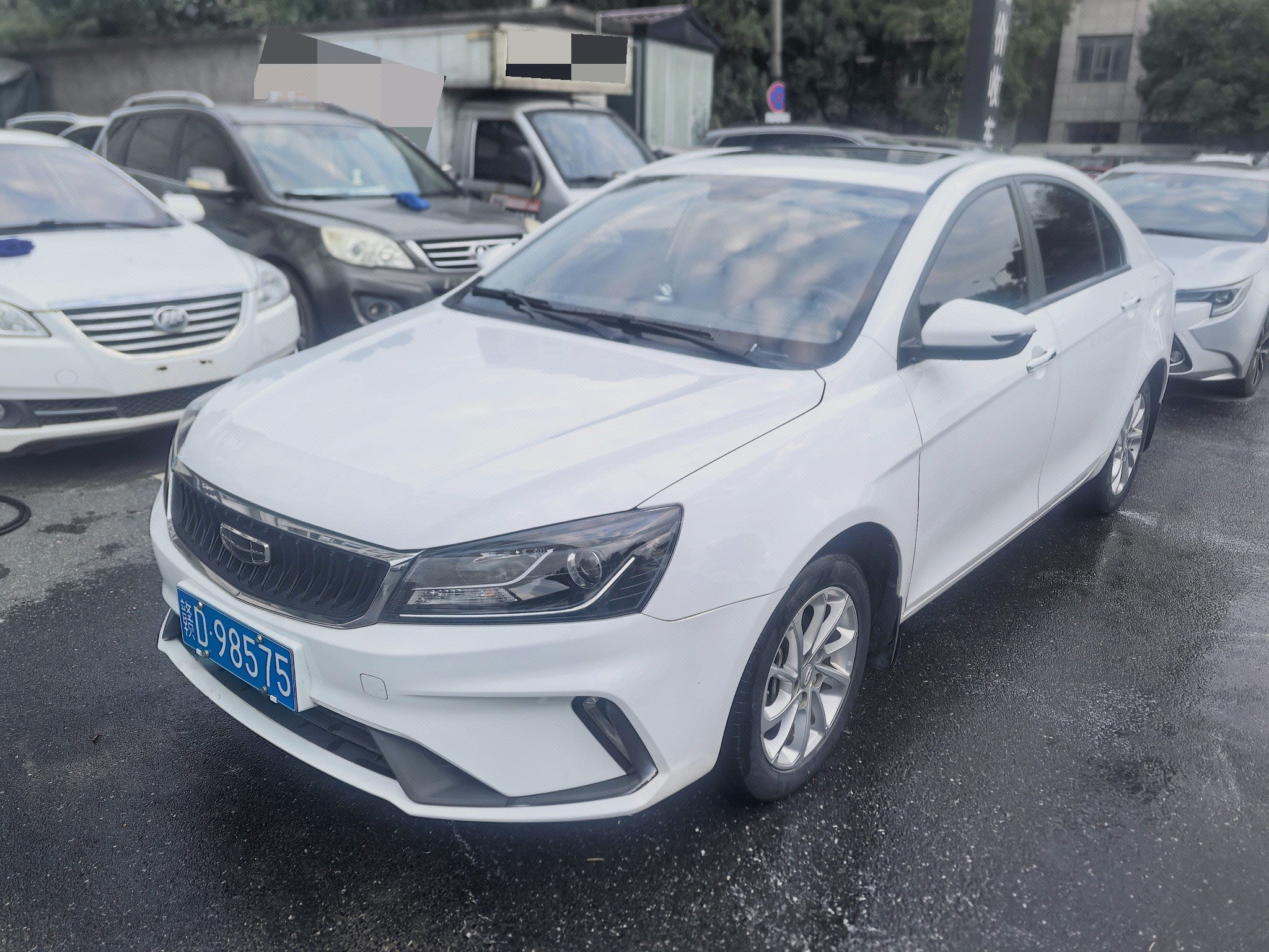 GEELY Emgrand 2021 GEELY Emgrand 2021 car image