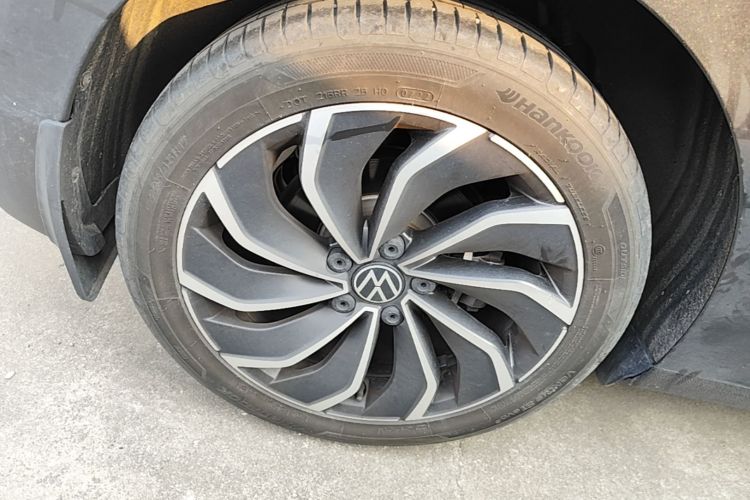 Volkswagen Golf 2022 car image #10