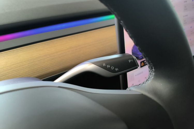 Tesla Model Y 2023 #18 Tesla Model Y 2023 car image #18
