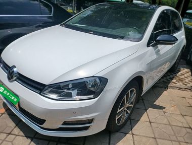 Volkswagen Golf 2017 Volkswagen Golf 2017 car image