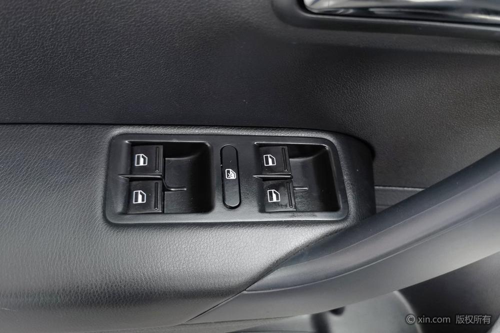 Volkswagen Polo 2014 #22 Volkswagen Polo 2014 car image #22