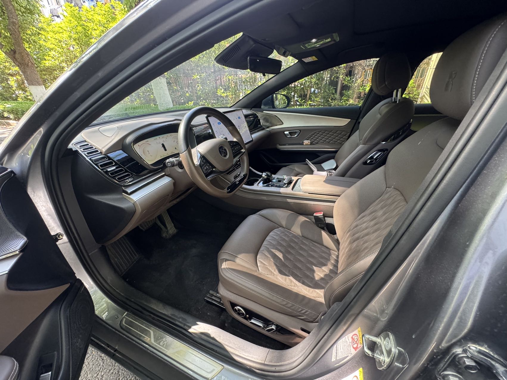 BYD Han 2024 car image #4