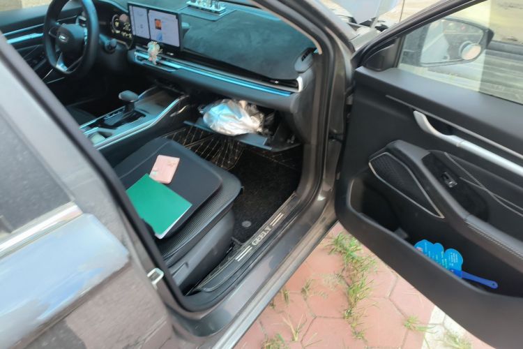 GEELY Emgrand 2024 #21 GEELY Emgrand 2024 car image #21
