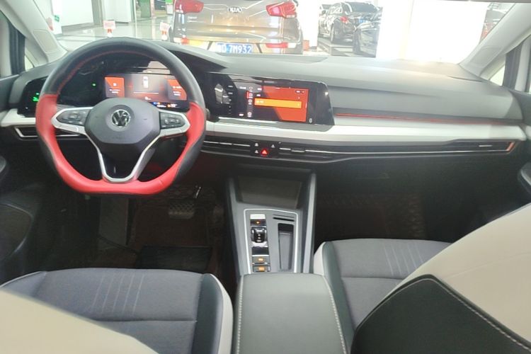 Volkswagen Golf 2021 #10 Volkswagen Golf 2021 car image #10