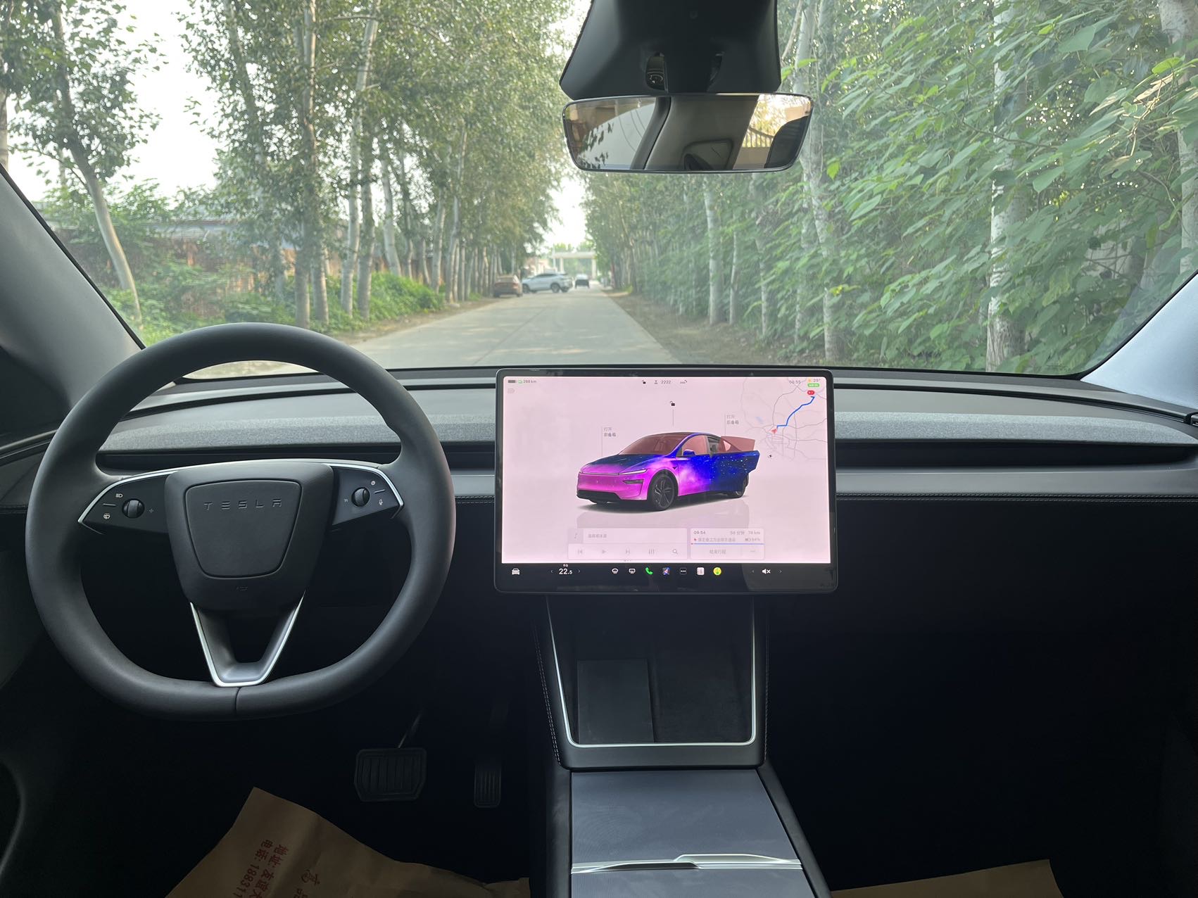 Tesla Model Y 2025 #9 Tesla Model Y 2025 car image #9
