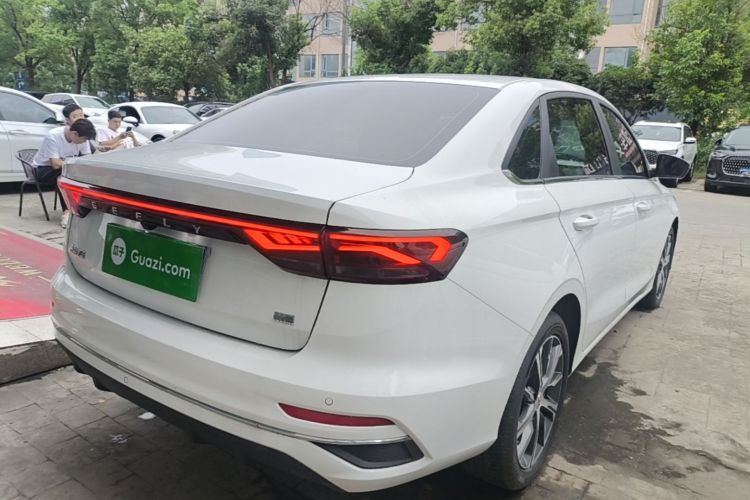 GEELY Emgrand 2024 car image #7